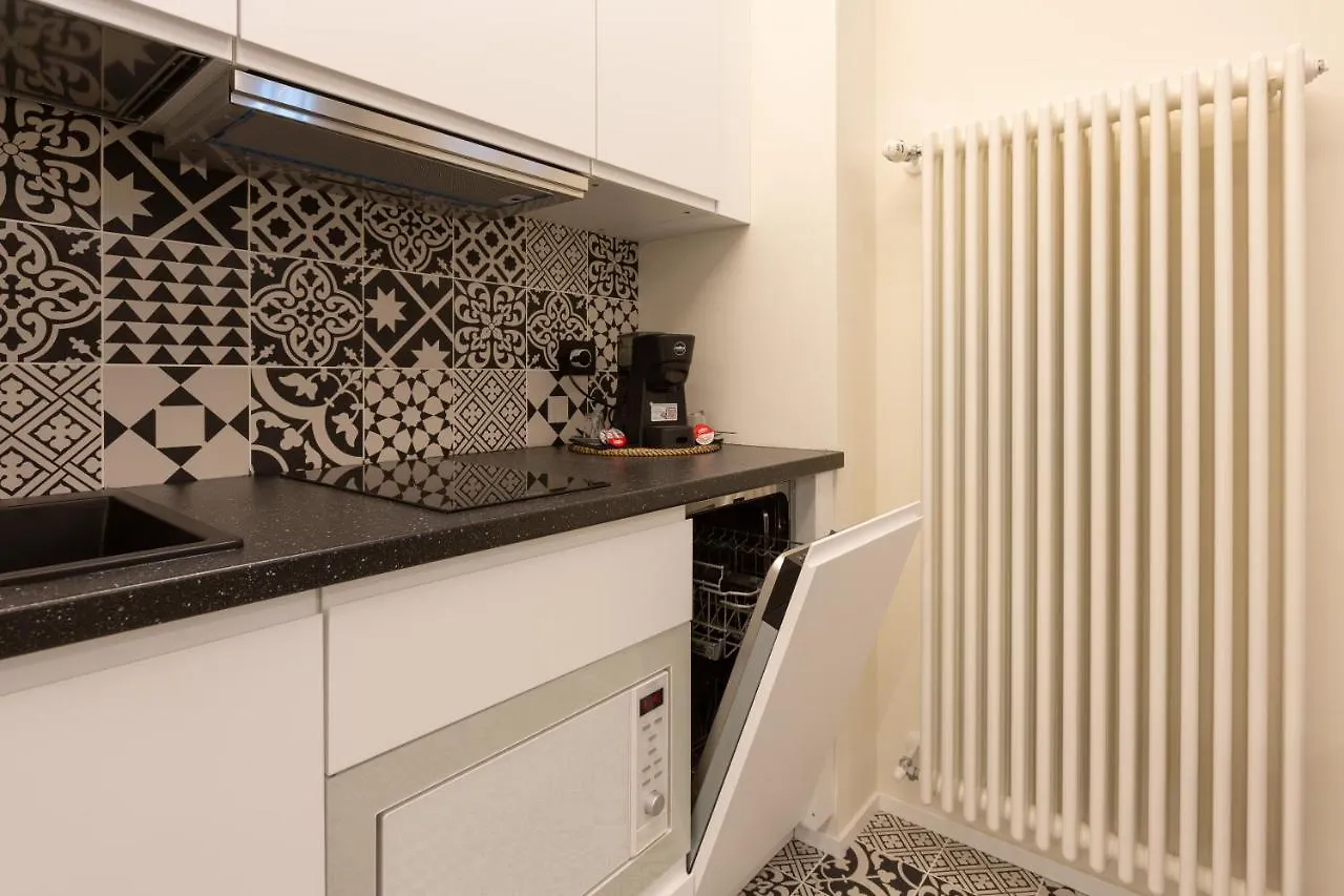 Pay60 -Crescenzago- Luxury Yellow House Milan