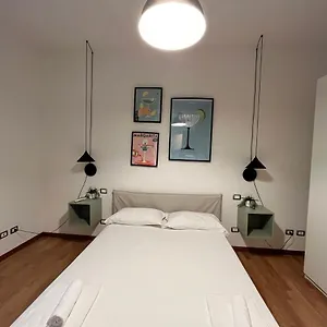 Appartamento Myhome Cola Montano, Milano